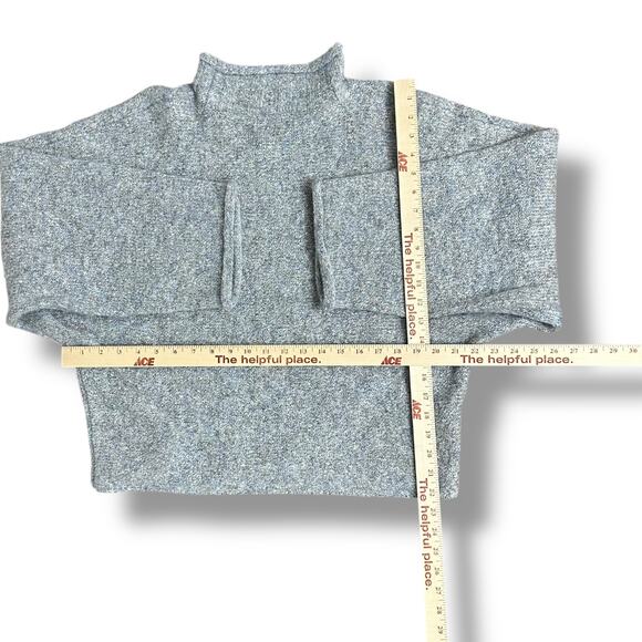 William Rast Gray Mock Neck Textured Knit Pullover Sweater Women’s L - Picture 3 of 8